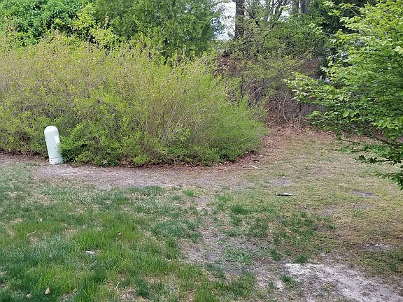 3rd image of 30 Caribou Dr #70