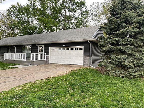 2nd image of 117 Kirby Ave