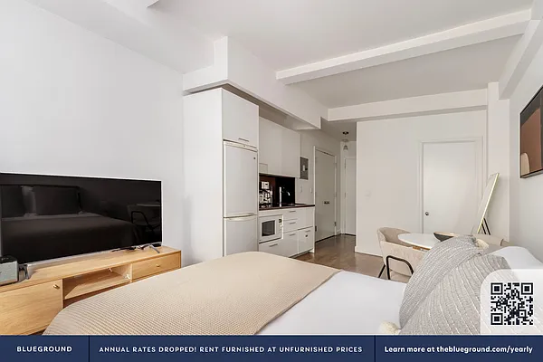 Rented by The Blueground | media 8