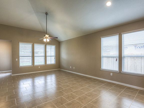 2nd image of 5423 Silver Ledge Dr