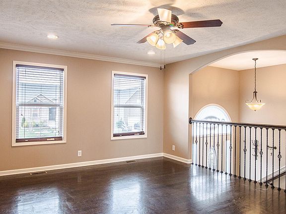 3rd image of 1728 Apache Way