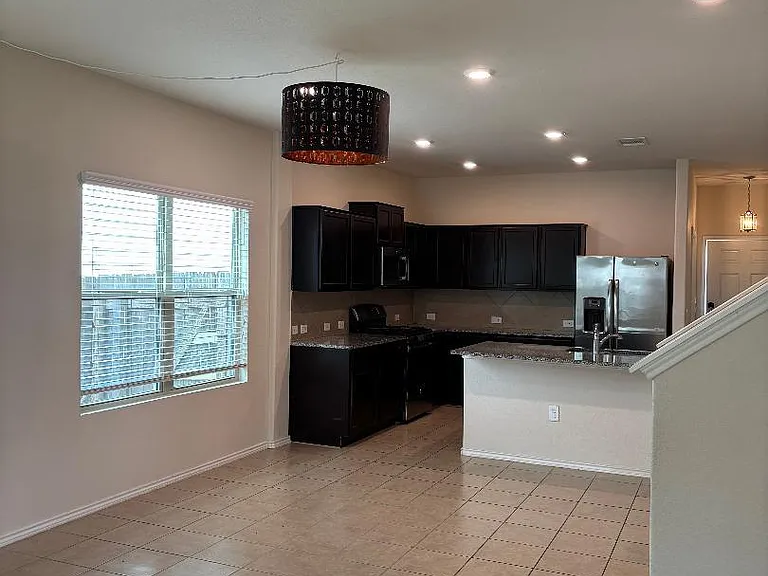 3804 NW Alpine Autumn Dr — Photo 8