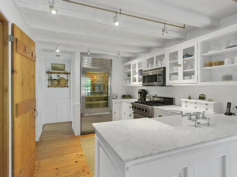 3 Fairfield Ln — Photo 11