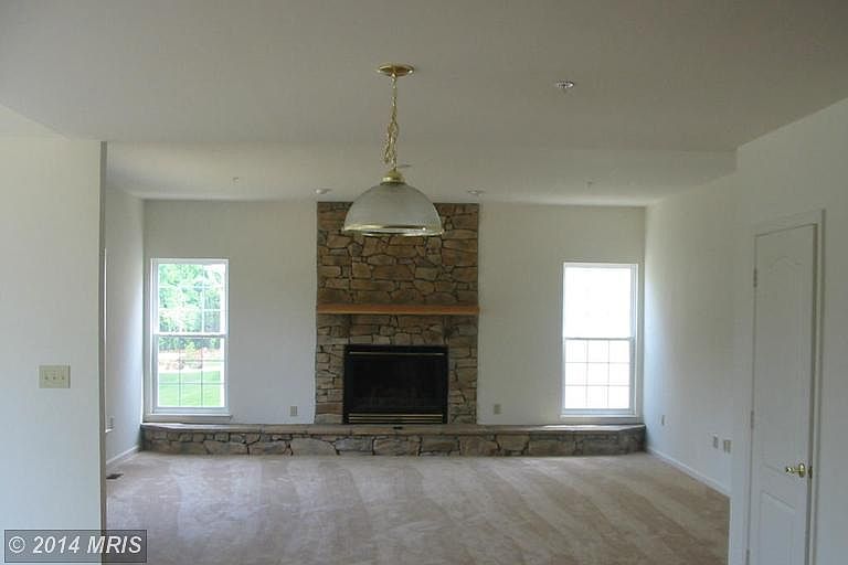 2nd image of 508 Digges Ln
