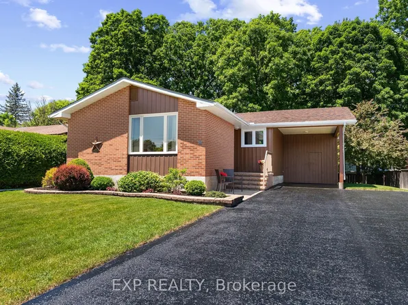 96 Simpson Ave, Renfrew, ON K7V 2P5
