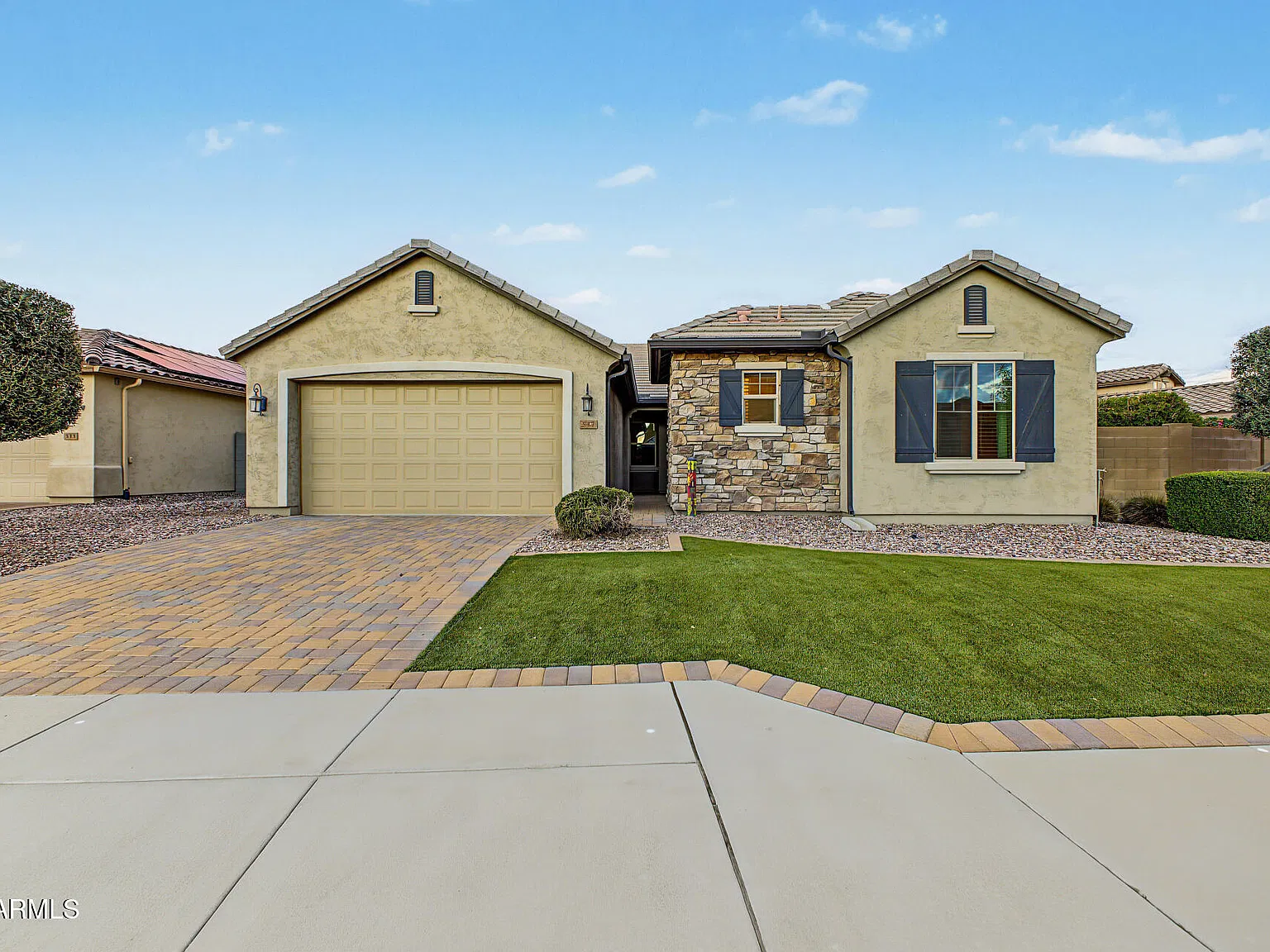 3 bed, 2.5 bath, 2259 sqft, $3,200 — Photo 2