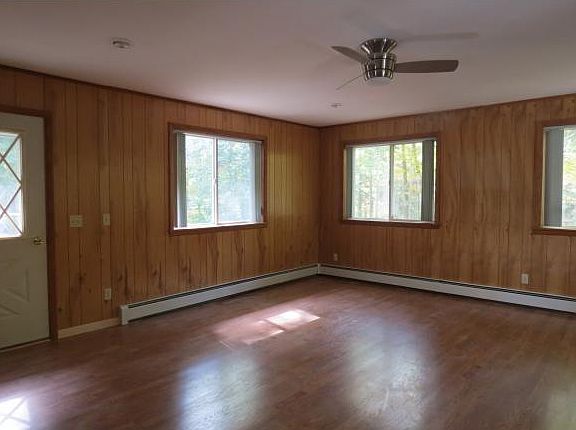 4th image of 21 Park Hill Road Ext