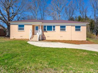 524 Sunhill Dr NW, Birmingham, AL 35215