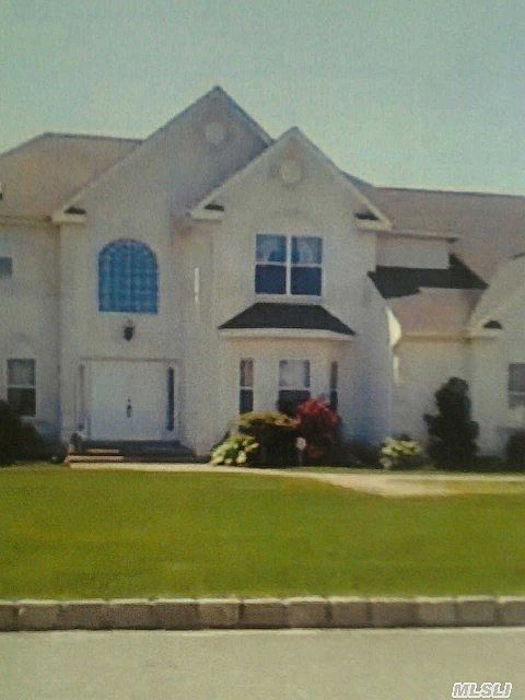1st image of 32 Jordan Dr