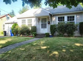 8220 N Wayland Ave, Portland, OR 97203