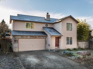 33260 SW Jenny Ln, Scappoose, OR 97056