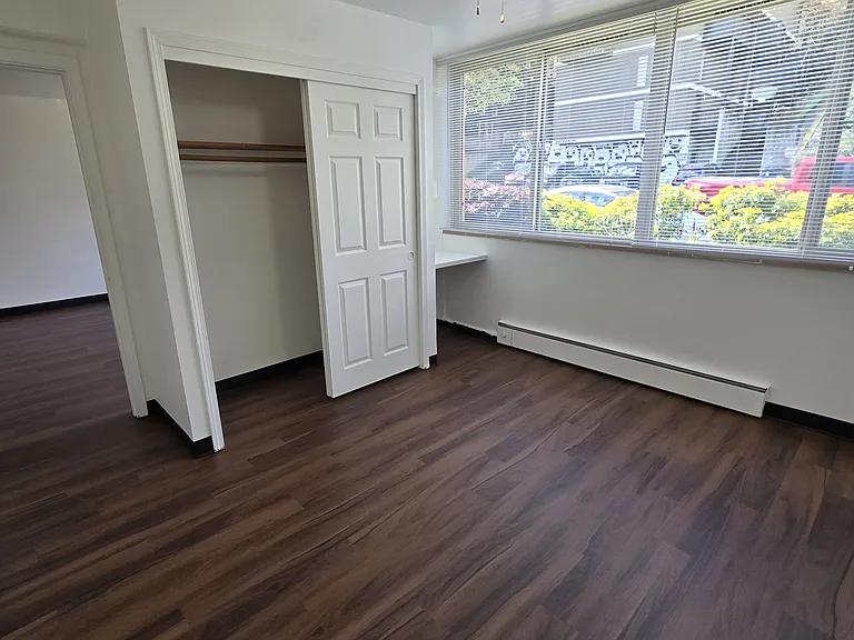University View Apartments — Photo 43