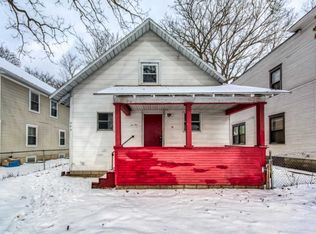 503 Oakdale St SE, Grand Rapids, MI 49507