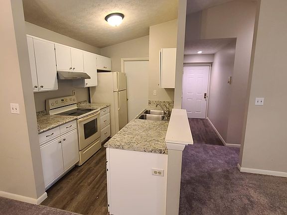 2nd image of 6620 Green Branch Dr #66205