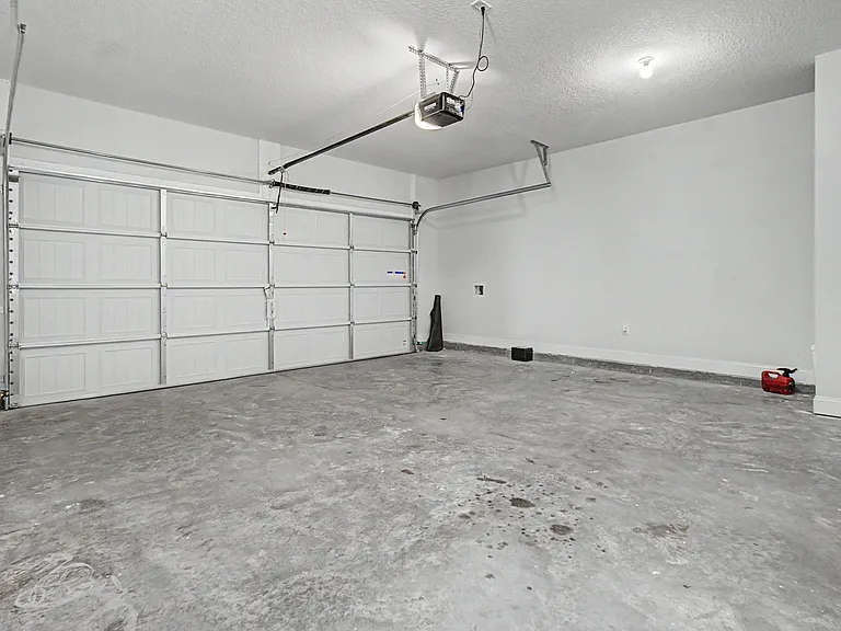 1257 Grayson Ave — Photo 10