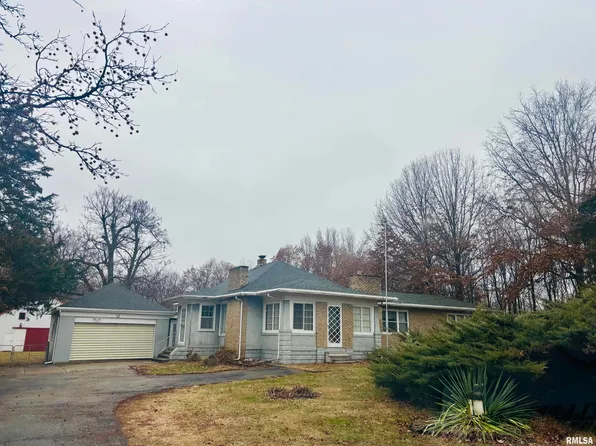 5813 N Kickapoo Edwards Rd, Edwards, IL 61528