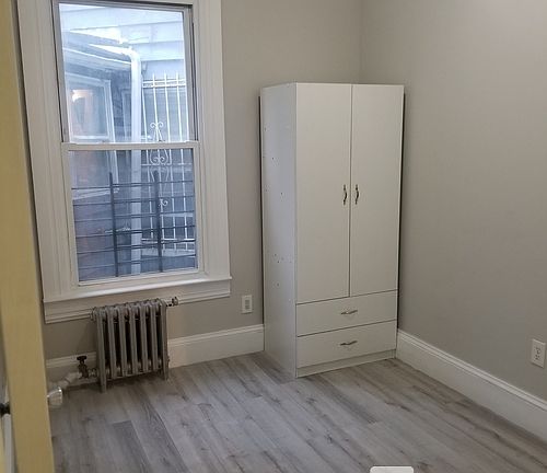 5th image of 1154 Bryant Ave