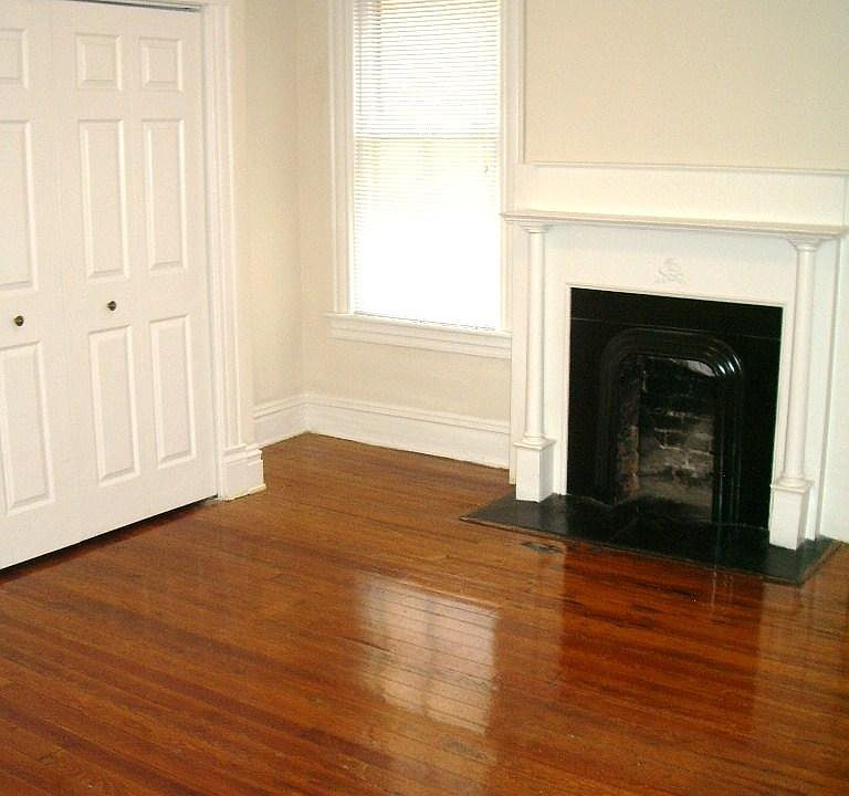 1st image of 4 N Robinson St #B