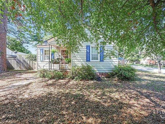 2nd image of 2224 E 38th Street