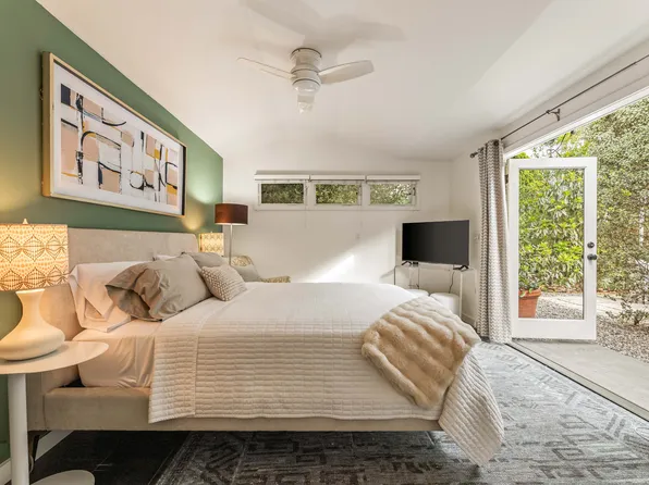 (undisclosed Address), Los Angeles, CA 90066