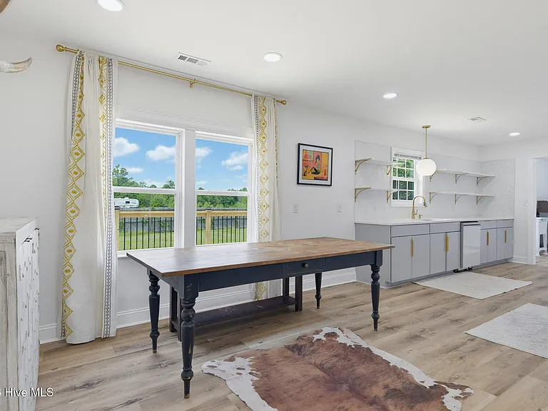 1211 Old Folkstone Rd — Photo 10