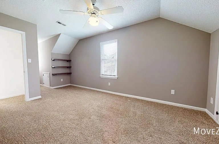 2917 Bannf Ct — Photo 16
