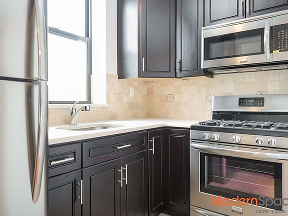 5th image of 3319 Broadway #1