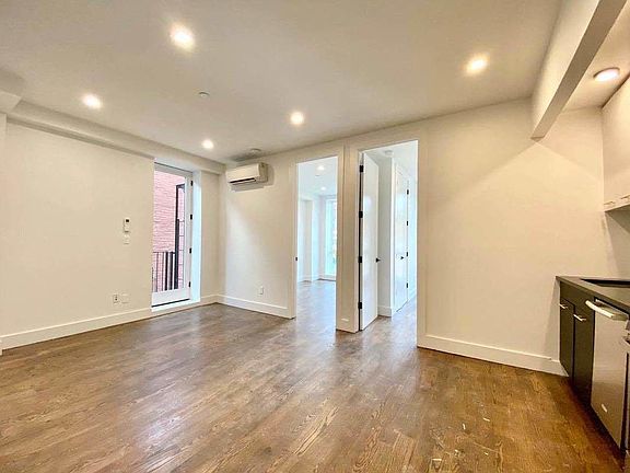 2nd image of 335 Woodbine St APT 2F