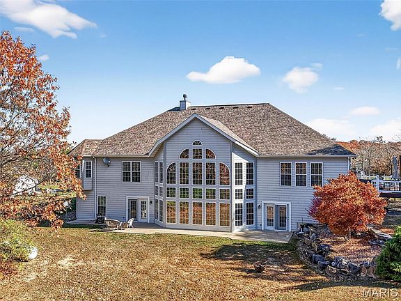 4th image of 315 Oak Creek Farm Ct