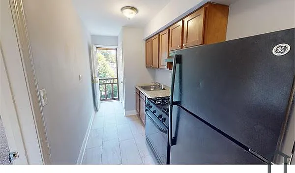 5431 C St SE #3 — Photo 6