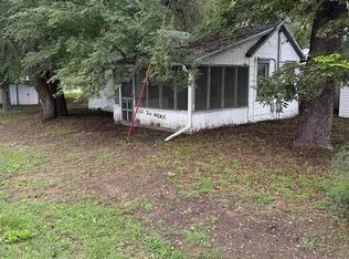 1102 2nd Ave, Fredonia, IA 52738