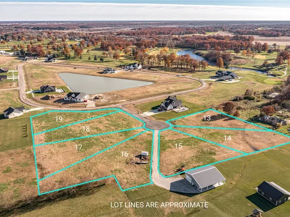 13 Spyglass Ct, Effingham, IL 62401