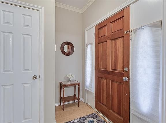 5th image of 6203 Sandybrook Dr