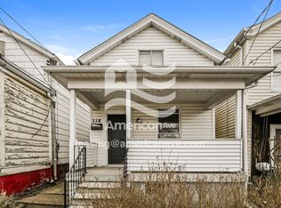 118 S 11th St, Jeannette, PA 15644