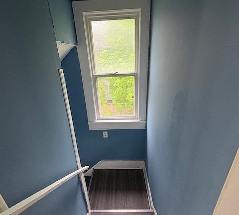 5th image of 822 Carlysle St