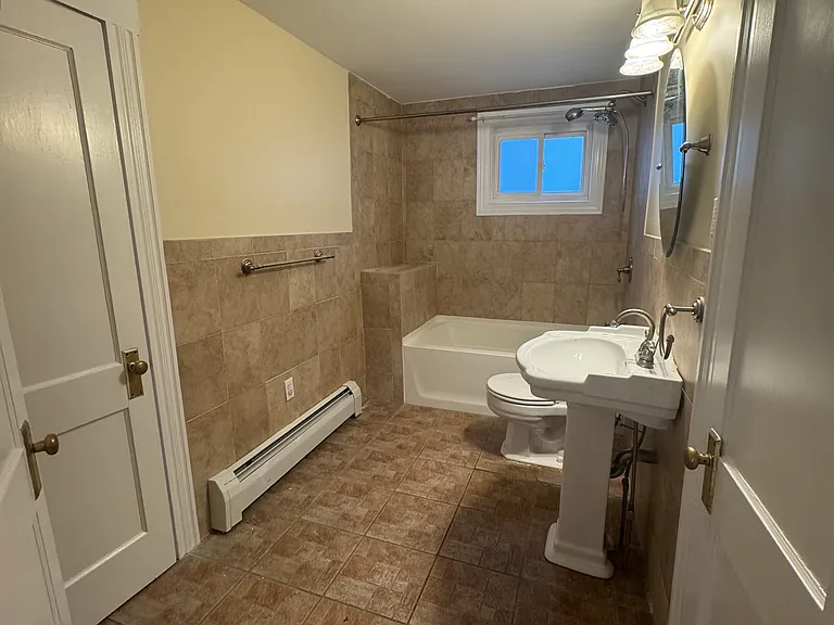 0 Butler St #1 — Photo 3