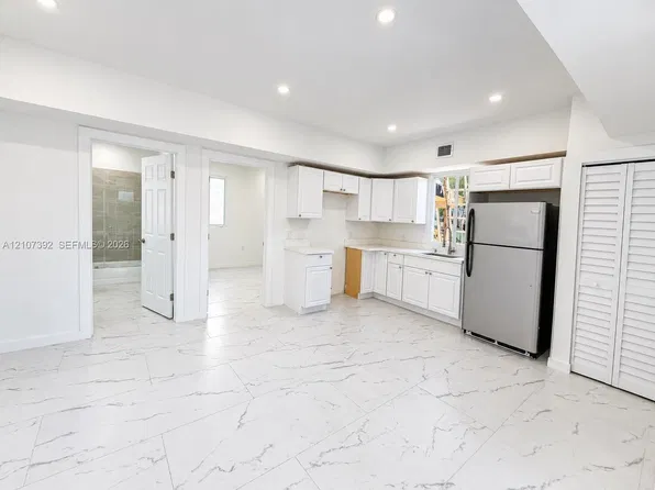 829 SW 3rd St, Miami, FL
