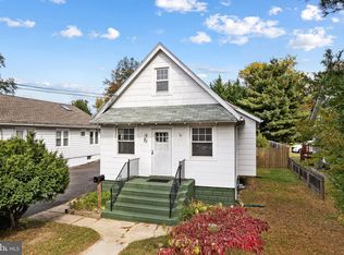 33 E Gloucester Pike, Barrington, NJ 08007