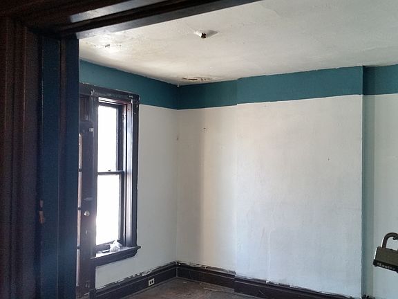 4th image of 4271 Red Bud Ave