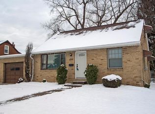 1521 Deville Ave NW, Canton, OH 44708