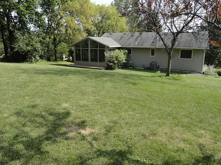 503 24th St SW — Photo 39