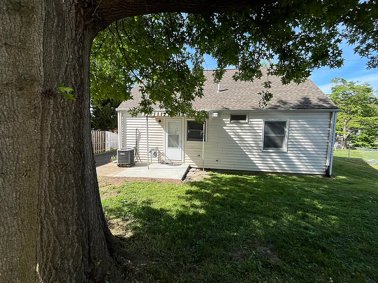 3117 Elmwood Dr — Photo 14