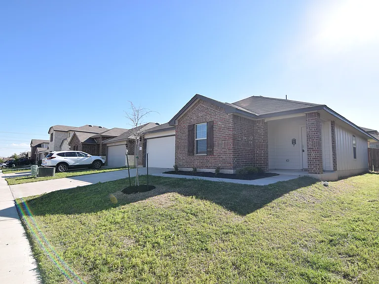 9621 Falme Ln — Photo 2