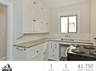 1707 N 45th St APT 7, Seattle, WA 98103