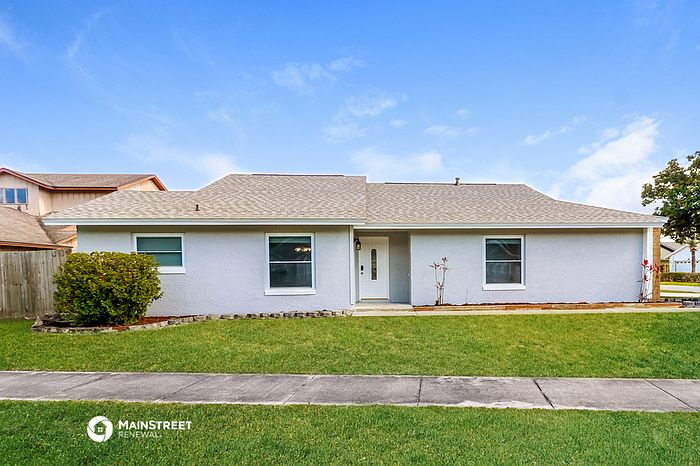 1st image of 3285 Moccasin Dr