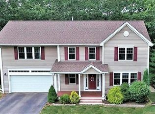 22 Timber Trl, Coventry, RI 02816