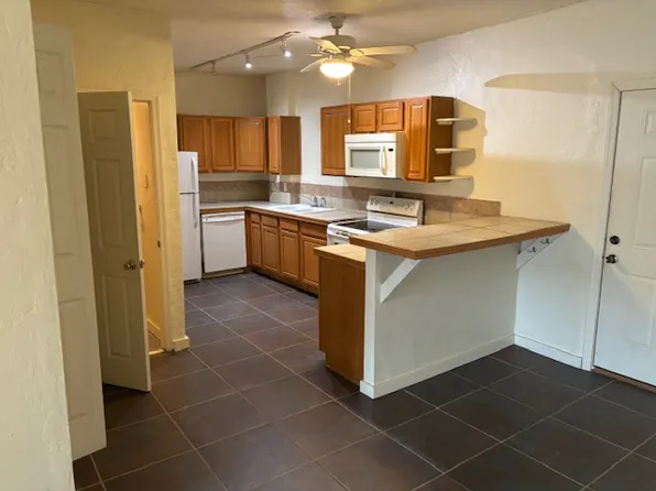 130 W King St, East Berlin, PA