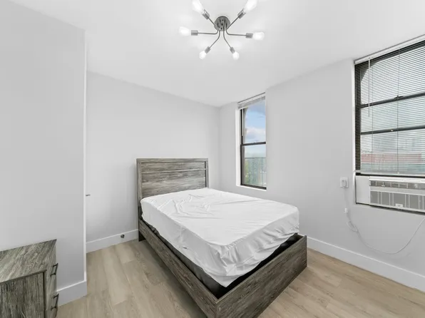 2503 Hughes Avenue 4A image 2 of 38