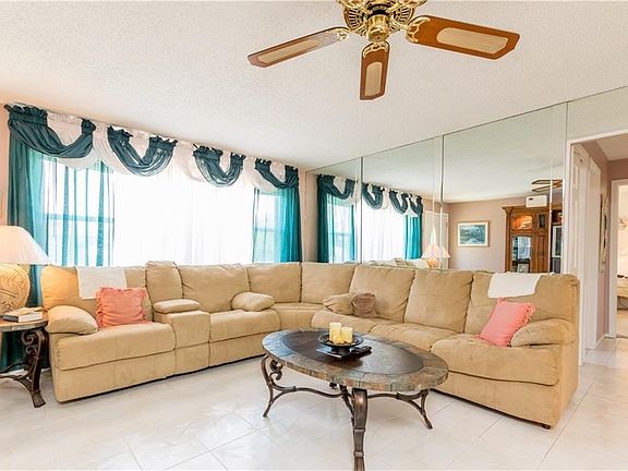 4th image of 5622 Nutmeg Ave
