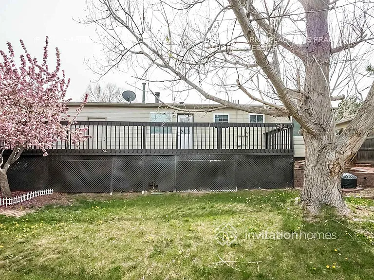 5004 S Richfield Cir — Photo 19